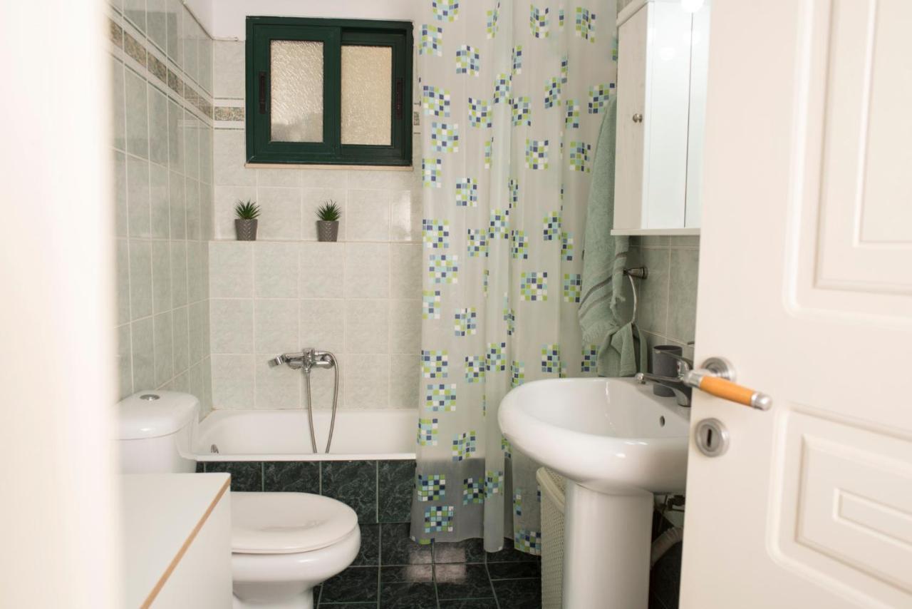 Maisonette With Garden In The Heart Of The Historical Kalamata Center Eksteriør bilde