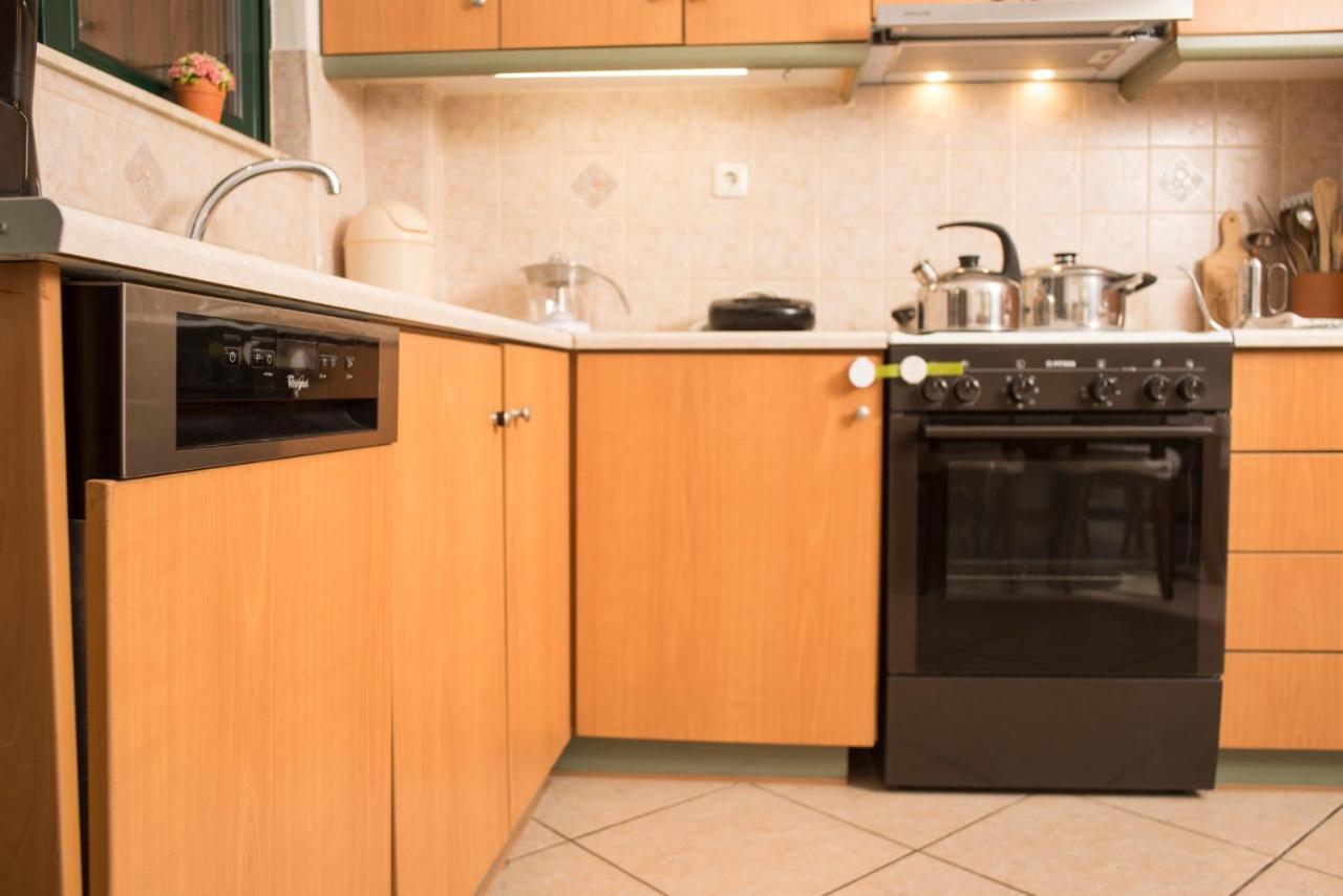 Maisonette With Garden In The Heart Of The Historical Kalamata Center Eksteriør bilde